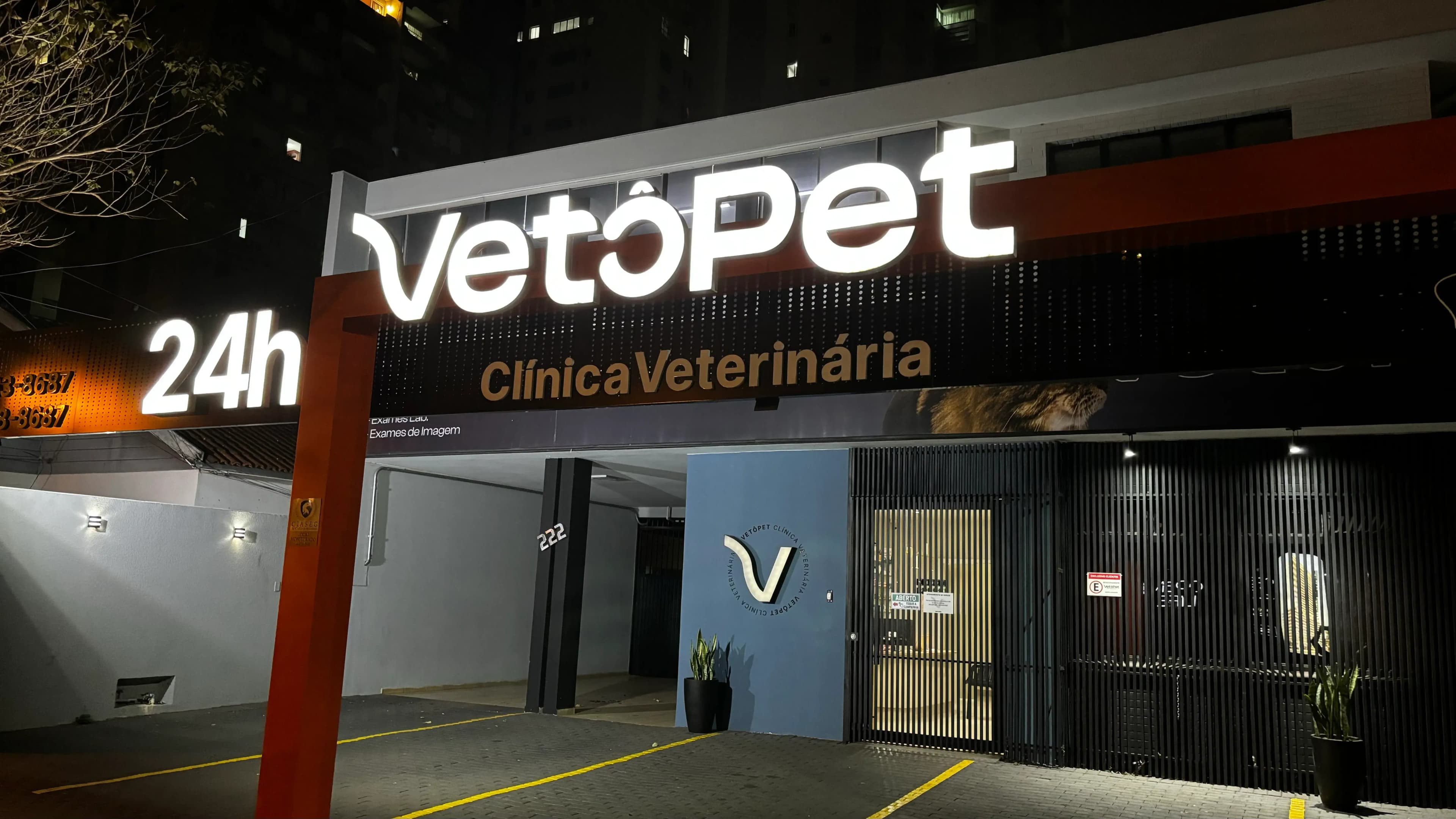 Imagem migrada do WordPress: Clinica Veterinaria 24h em Maringa VetoPet 2 1.webp