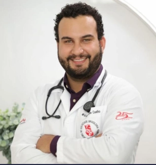 Médico Veterinário Cardiologia - VetôPet - Clínica Veterinária 24h em Maringá - Plantão